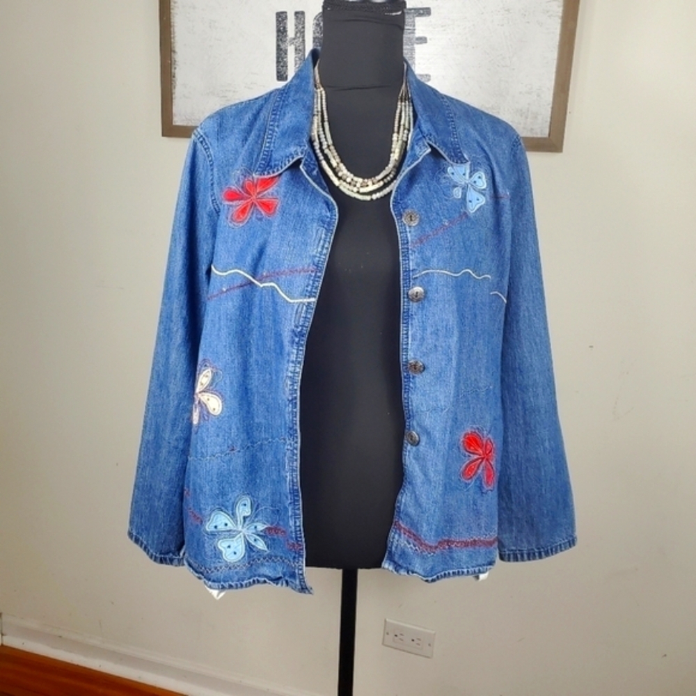 Vintage Embroidered Denim Jacket Pockets Flowers Size Medium